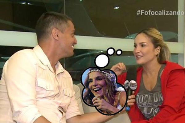 Claudia Leitte sendo entrevista por Leo Dias