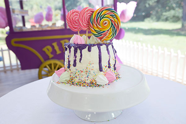 Drip cake do Thales