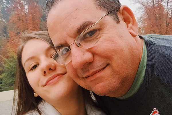pai e filha juntos