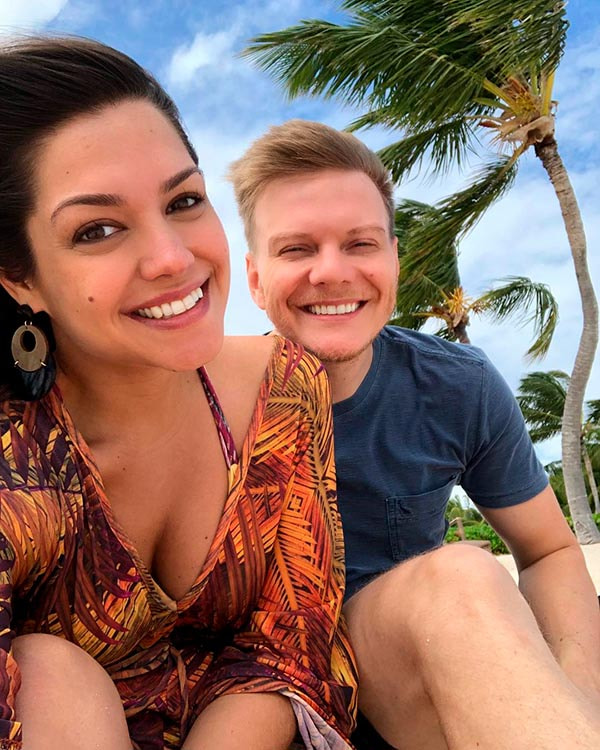 o casal Thais Fersoza e Michel Teló