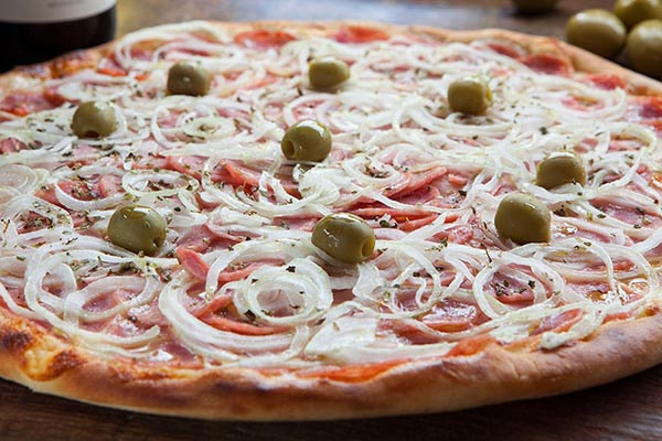 pizza de calabresa