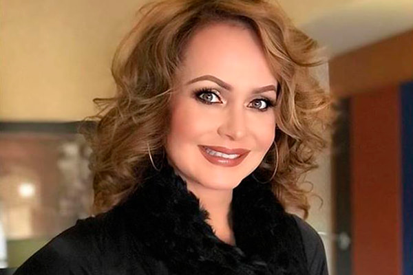 Gaby Spanic aparece maquiada em foto 