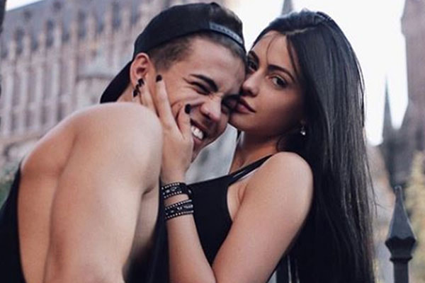 Biel e a ex-mulher Duda Castro abraçados