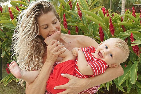 Karina Bacchi e Enrico