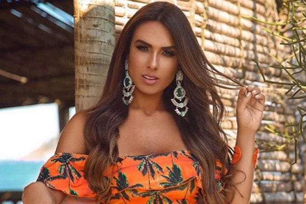 Nicole Bahls