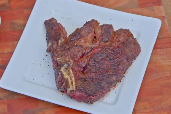 Short Rib com compota de cebola roxa da Anna Beatriz