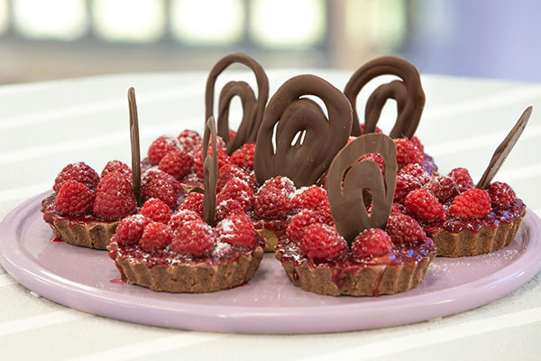 Mini tortas de chocolate e framboesa da Fatinha