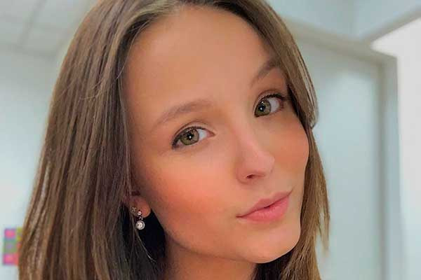Larissa Manoela é a estrela teen