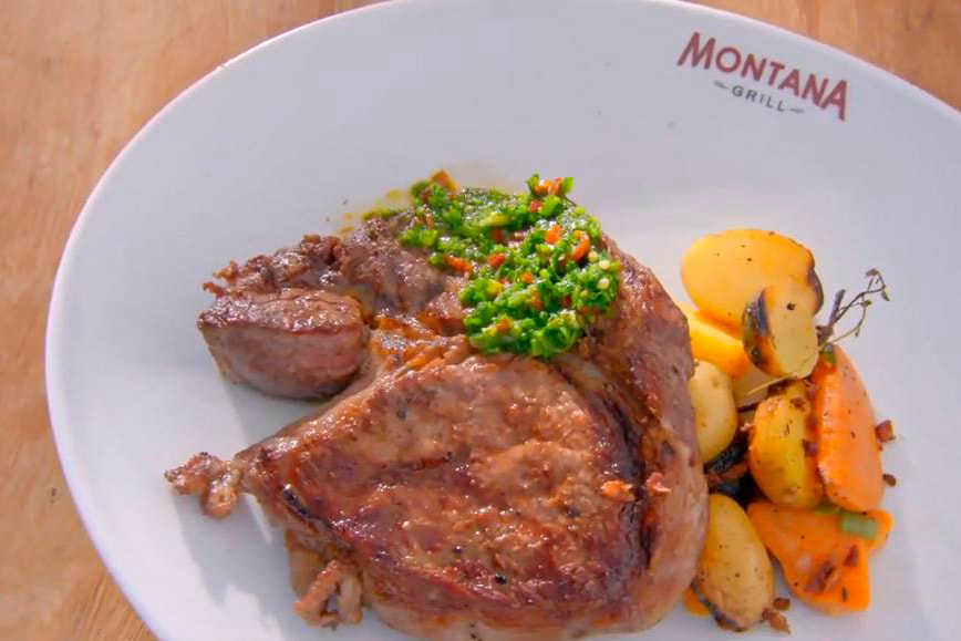 Bife Ancho temperado com chimichurri da Cecília