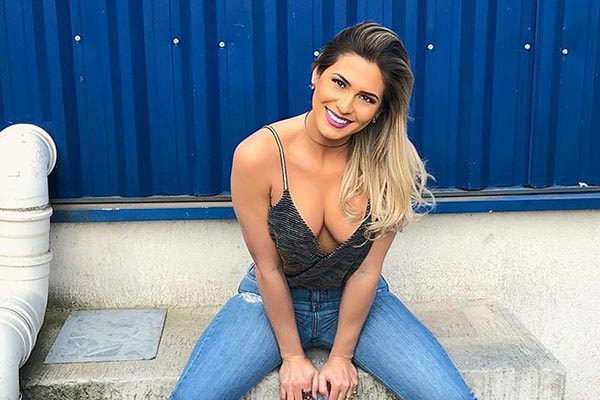 Lívia Andrade é a mulher mais sexy do mundo