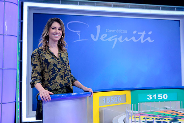 Rebeca Abravanel no Roda a Roda Jequiti