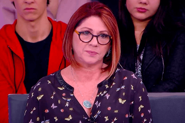 Dra Anahy no estúdio do casos de família