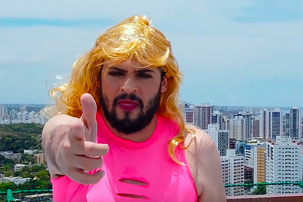 Mateus Ceará e Milene Pavorô