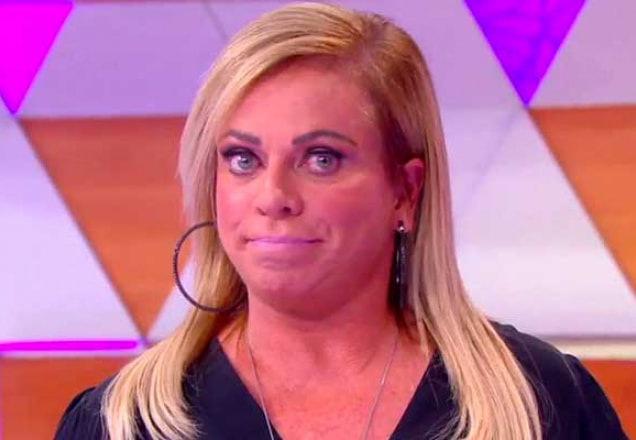 christina rocha, apresentadora do casos de familia