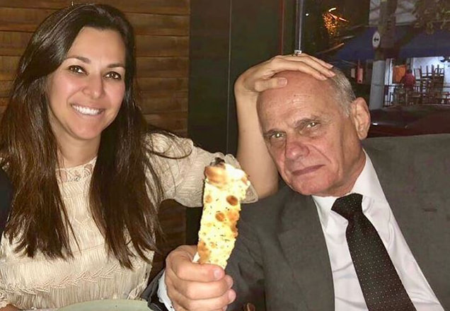 Veruska Seibel posa ao lado do marido, Ricardo Boechat