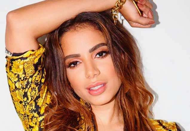 Anitta é cantora de sucesso