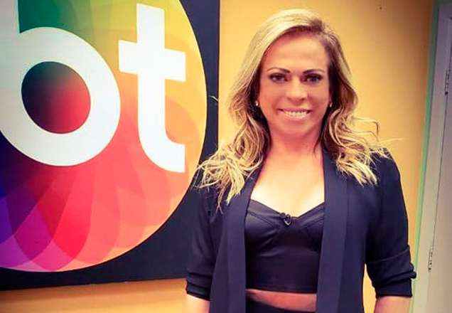 Christina Rocha é apresentadora do Casos de Família