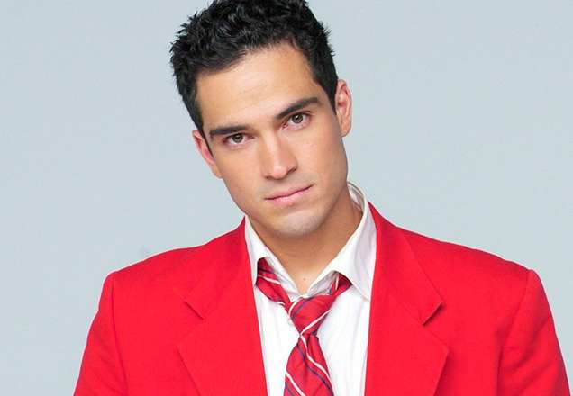 Alfonso Herrera em Rebelde - Foto: Reprodução