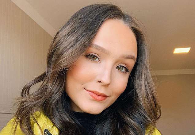 Larissa Manoela é uma das estrelas mais pop do momento