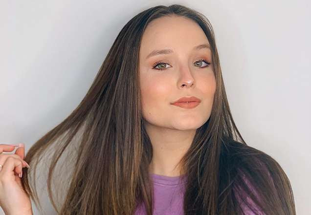 Larissa Manoela é uma das estrelas mais pop do momento