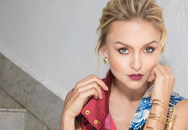 Angelique Boyer é a eterna Teresa da novela mexicana Homônima