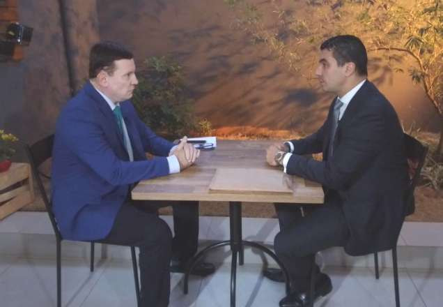 Roberto Cabrini conversa com Luis Miranda