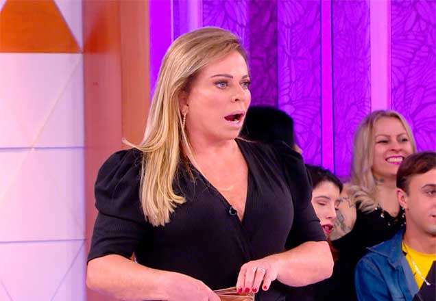 christina rocha, apresentadora do casos de familia