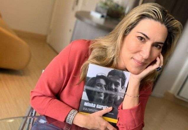 Adriane Yasmin, ex-noiva de Senna conta tudo em biografia