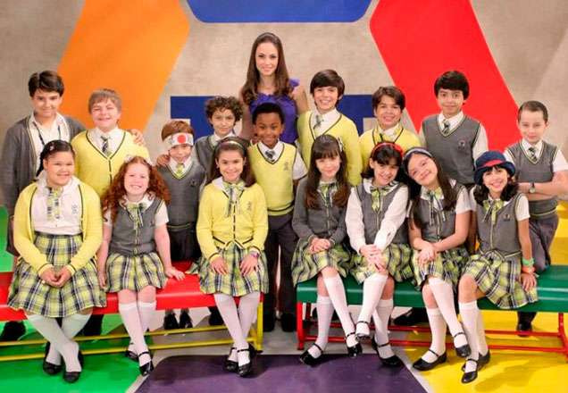 Elenco da novela Carrossel na escola mundial - sbt