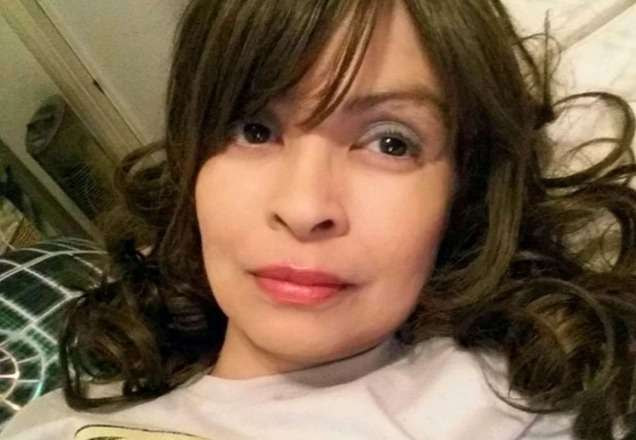 Vanessa Marquez tira selfie (Reprodução/Instagram)