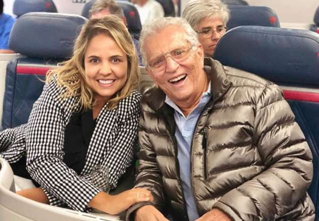 Emocionado, Carlos Alberto diz estar com medo de ver esposa médica voltar ao trabalho