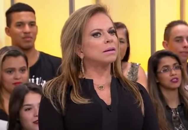 christina rocha no programa casos de  familia