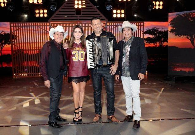 Patricia Abravanel com o Trio Parada Dura