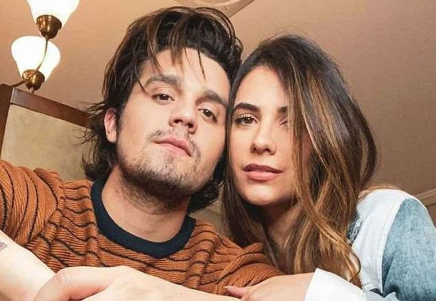 O cantor Luan Santana e Jade Magalhães