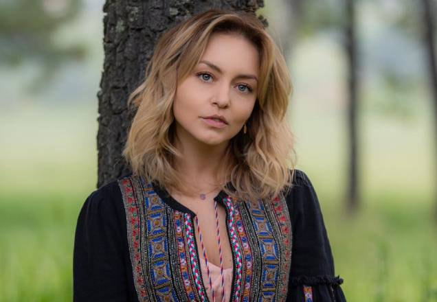 angelique boyer