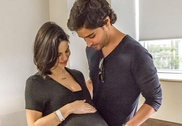 Sthefany Brito com o marido