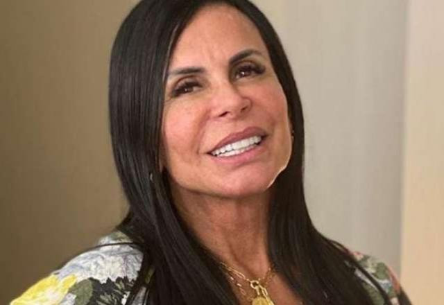 Gretchen posa para foto (Reprodução/Instagram)