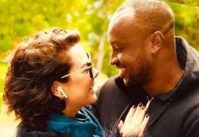 Thiaguinho e Fernanda Souza posam para foto (Reprodução/Instagram)