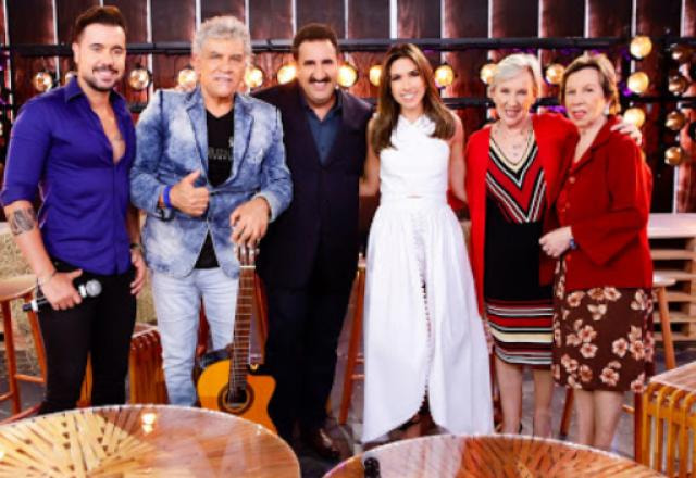 Patricia Abravanel com o elenco do Máquina da Fama