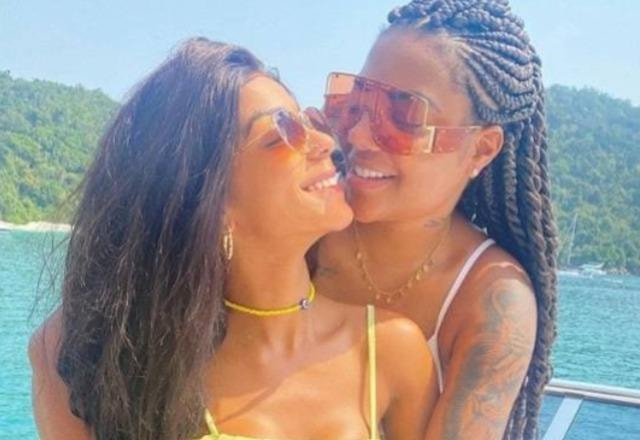 Ludmilla e Brunna Gonçalves posam para foto (Reprodução/Instagram)