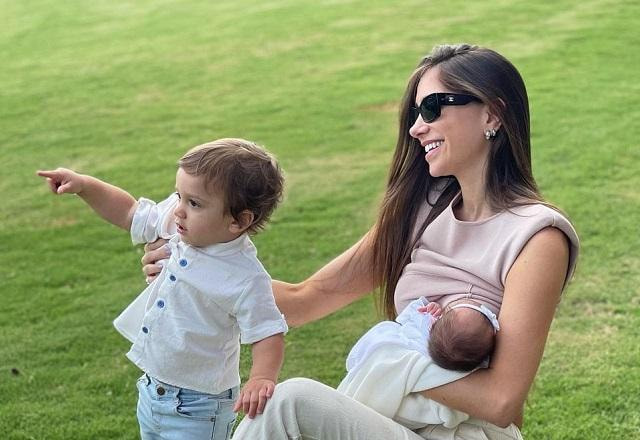 Romana Novais com os filhos Ravi e Raika