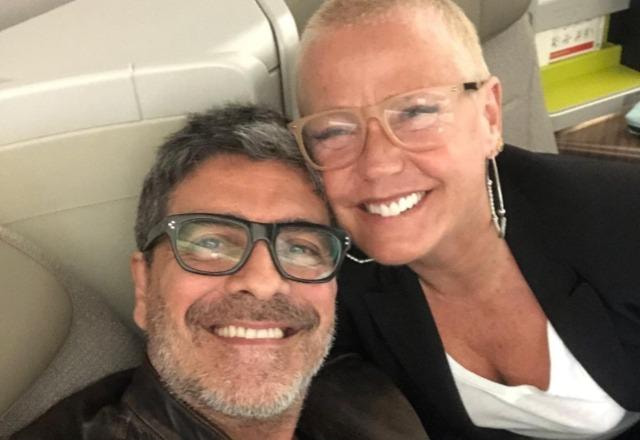 Junno Andrade e Xuxa posam para foto (Reprodução/Instagram)