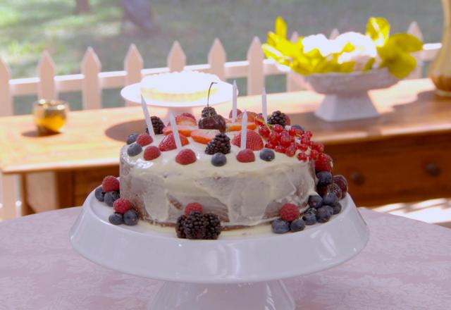 Bolo de Aniversário do Padre Alessandro Campos