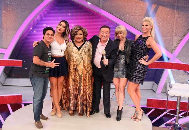 Thammy Miranda, Val Marchiori, Dani Bolina, Raul Gil, Penélope e Alcione