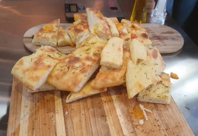 Focaccia de tomate