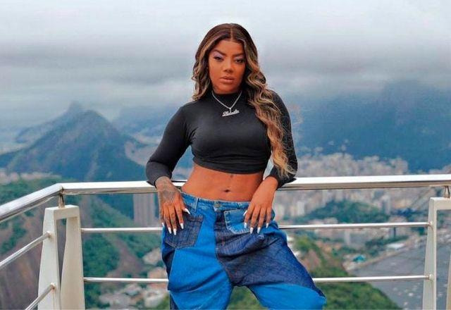 Ludmilla aparece com o Pão de Açúcar ao fundo