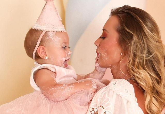 Ana Paula Siebert com a filha, Vicky