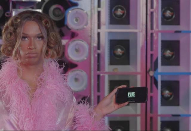 Lia Clark em divulgação da campanha com PUBG Mobile