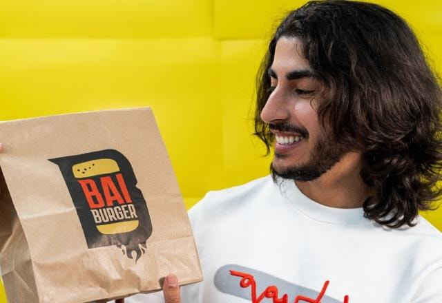 Baiano abre hamburgueria
