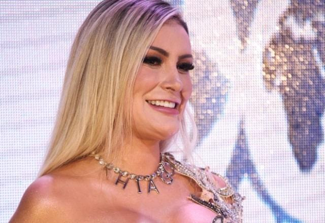 andressa urach apresenta o miss bumbum